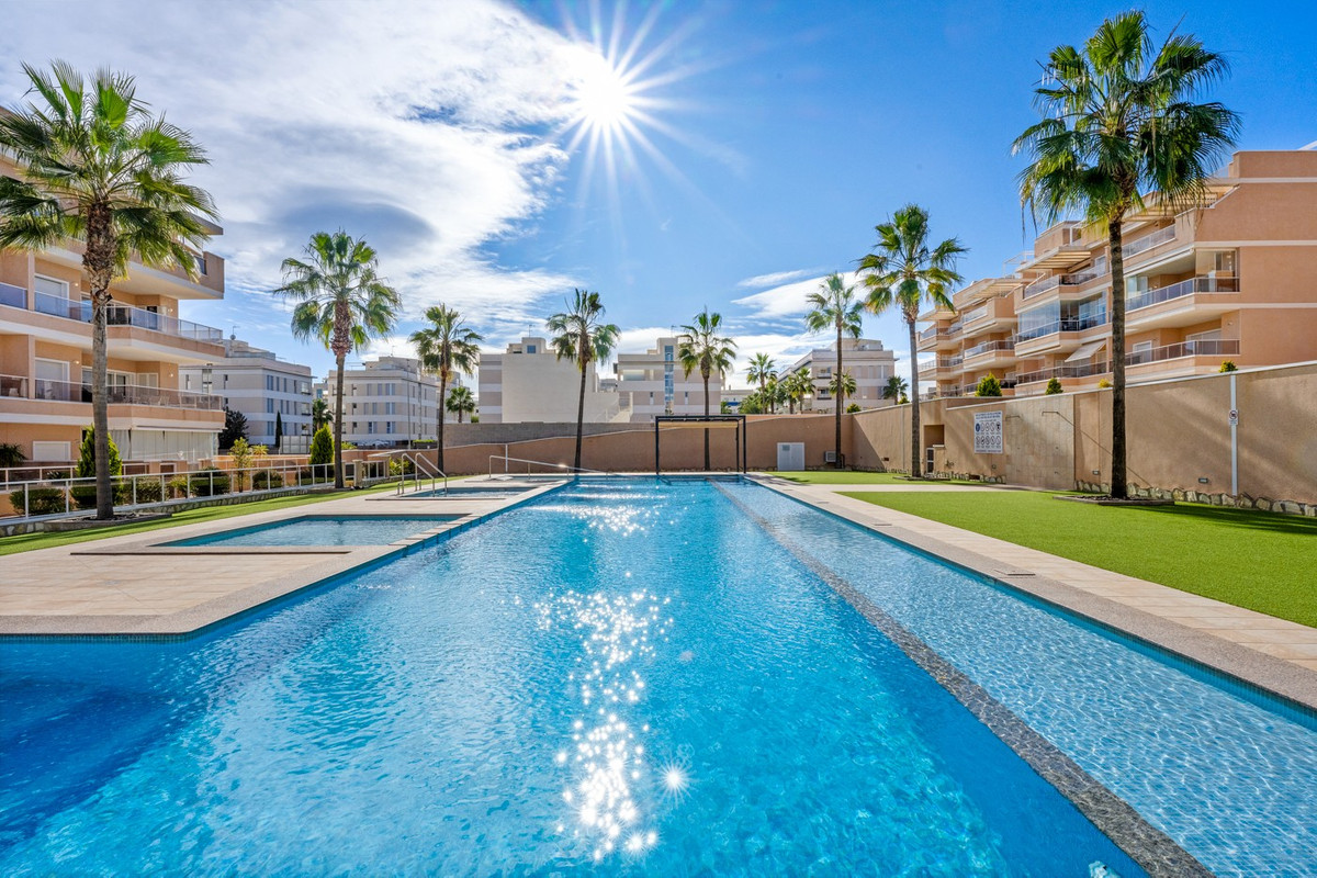 3 Bed Apartment for sale in Villamartin Costa Blanca, Alicante, Spain