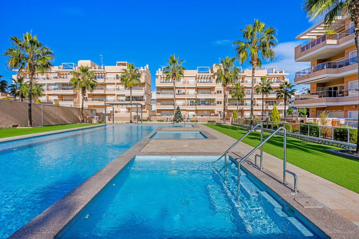 3 Bed Apartment for sale in Villamartin Costa Blanca, Alicante, Spain