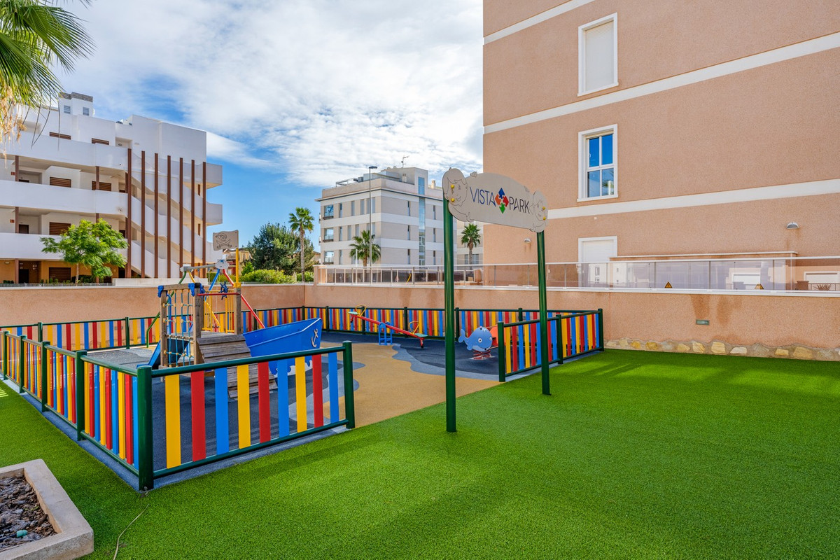 3 Bed Apartment for sale in Villamartin Costa Blanca, Alicante, Spain