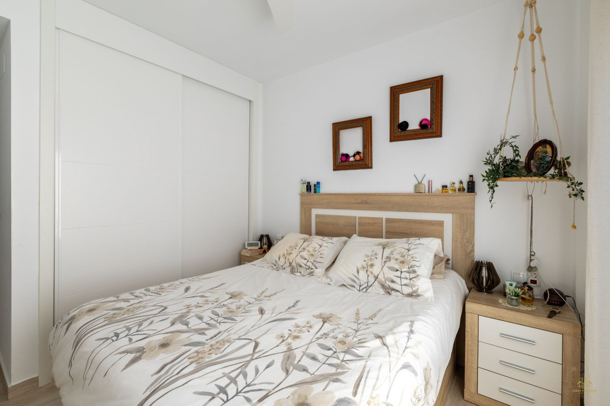 2 Bed Apartment for sale in Villamartin Costa Blanca, Alicante, Spain
