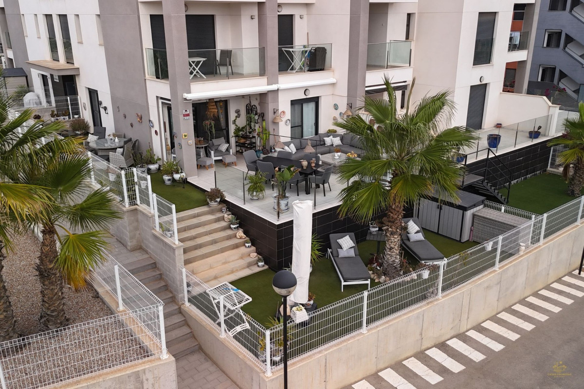 2 Bed Apartment for sale in Villamartin Costa Blanca, Alicante, Spain