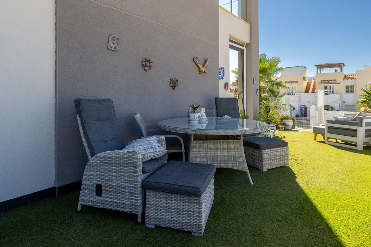 2 Bed Apartment for sale in Villamartin Costa Blanca, Alicante, Spain