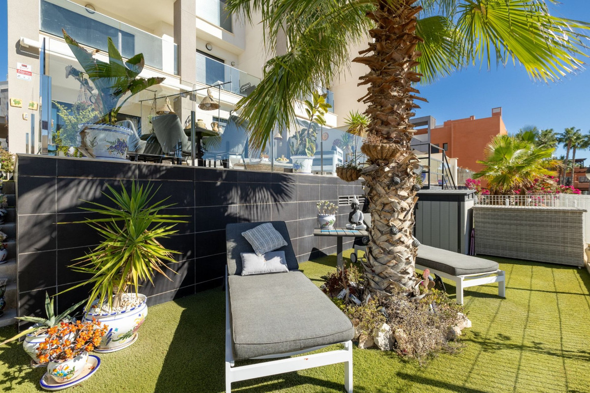 2 Bed Apartment for sale in Villamartin Costa Blanca, Alicante, Spain