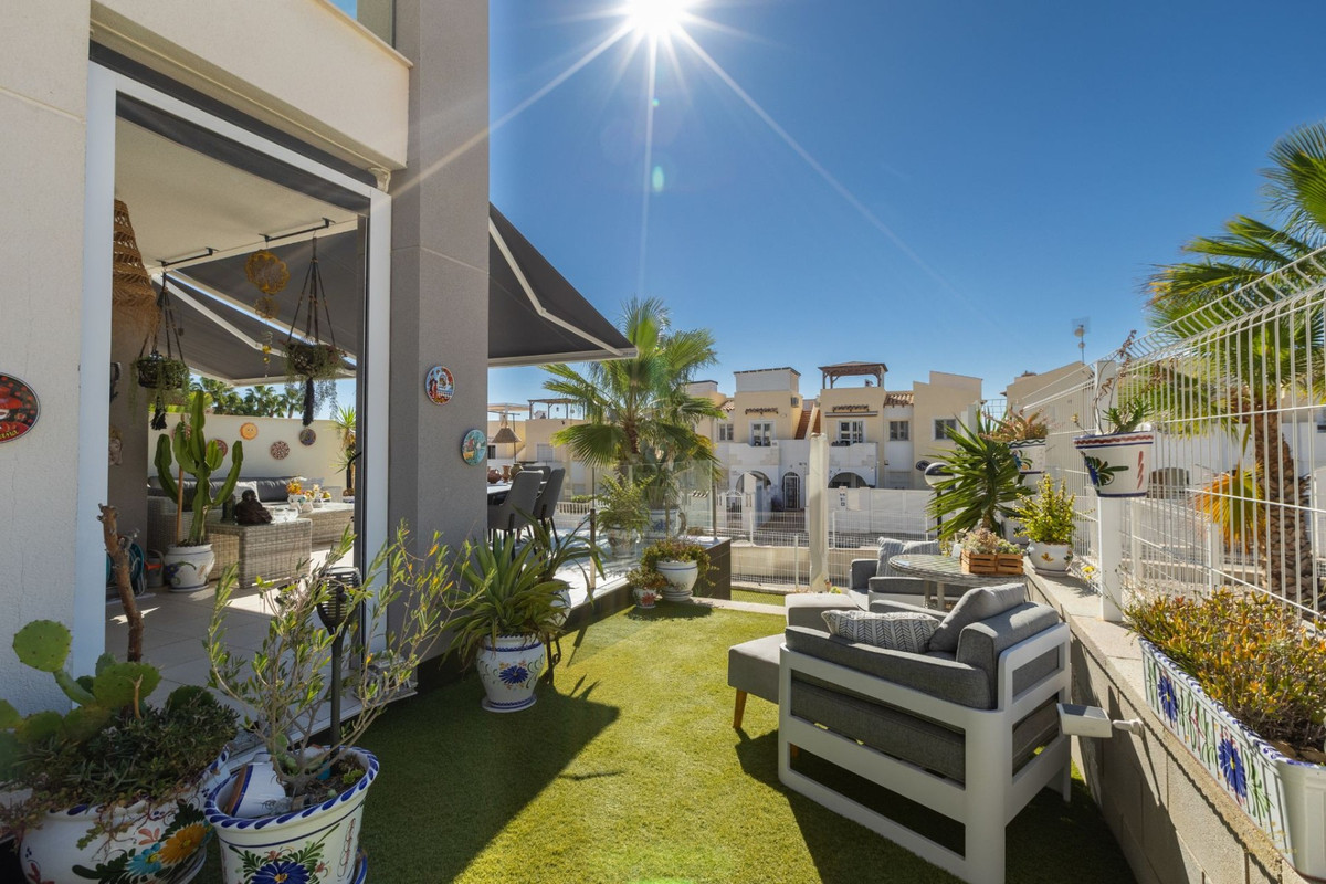 2 Bed Apartment for sale in Villamartin Costa Blanca, Alicante, Spain