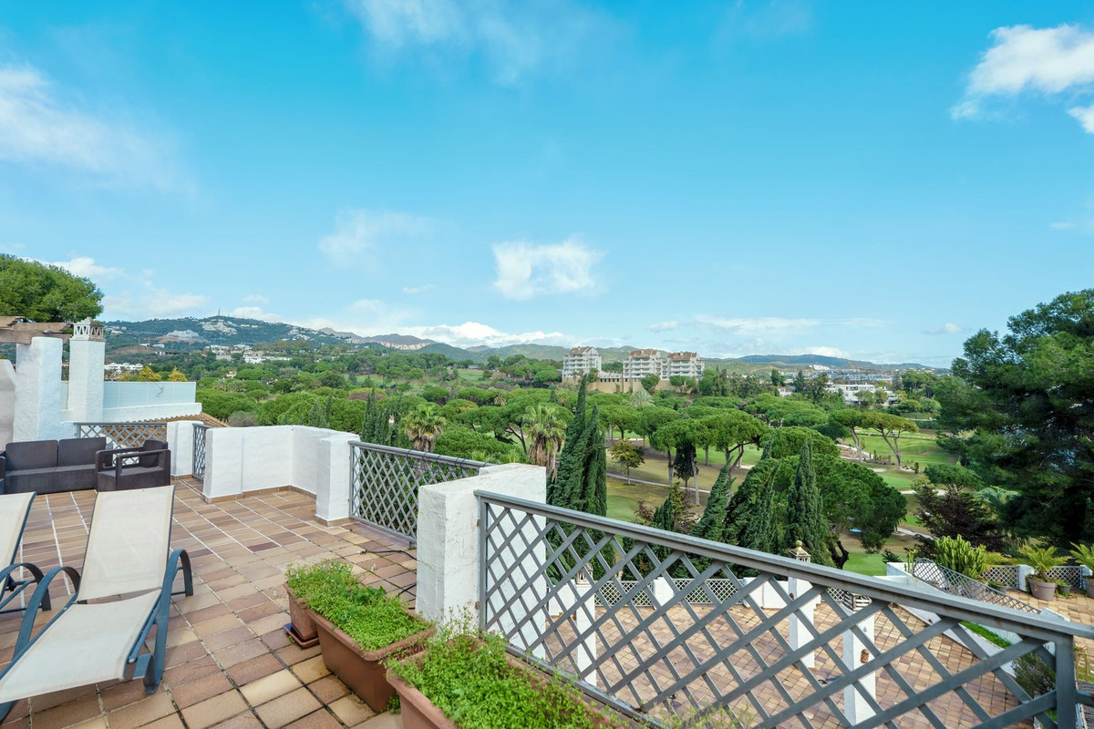 2 Bed Apartment for sale in Río Real Costa Del Sol, Málaga, Spain