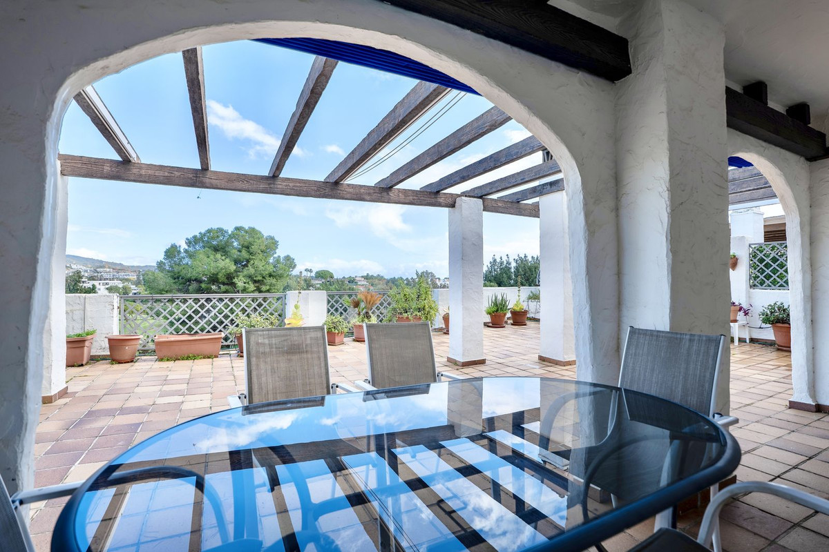 2 Bed Apartment for sale in Río Real Costa Del Sol, Málaga, Spain