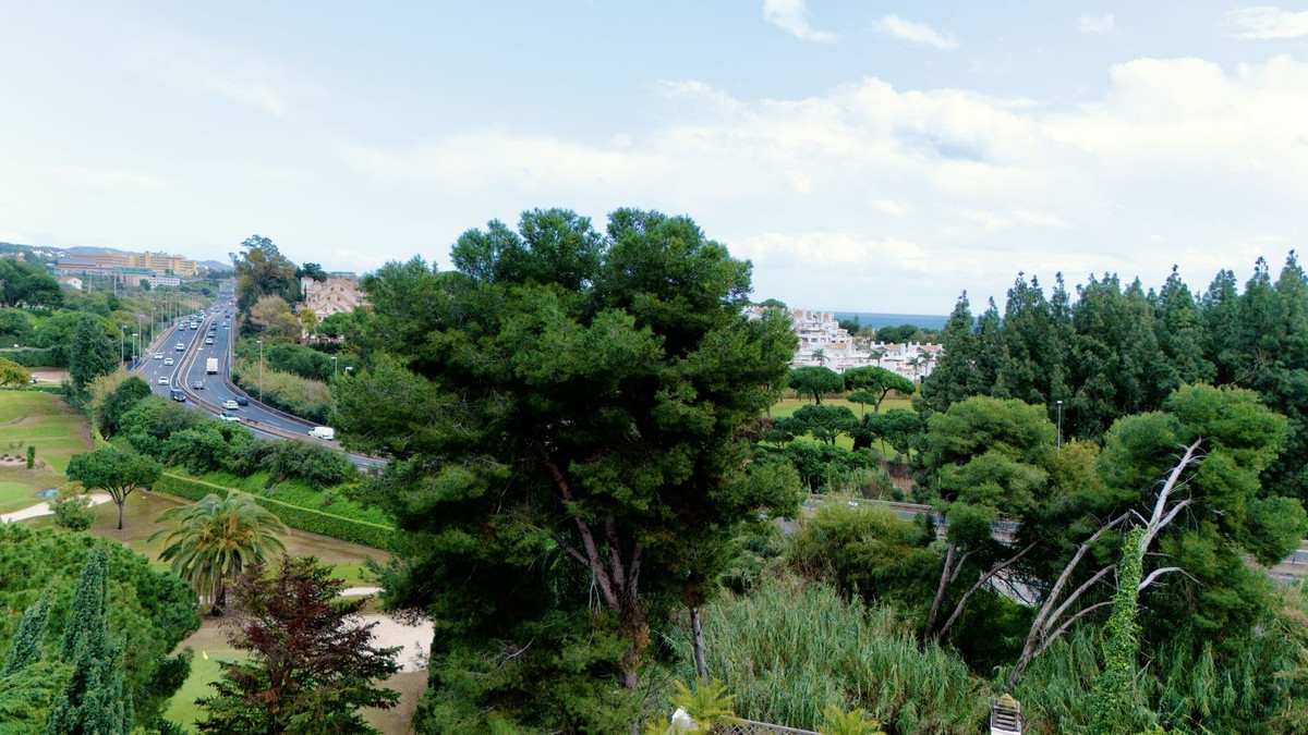 2 Bed Apartment for sale in Río Real Costa Del Sol, Málaga, Spain