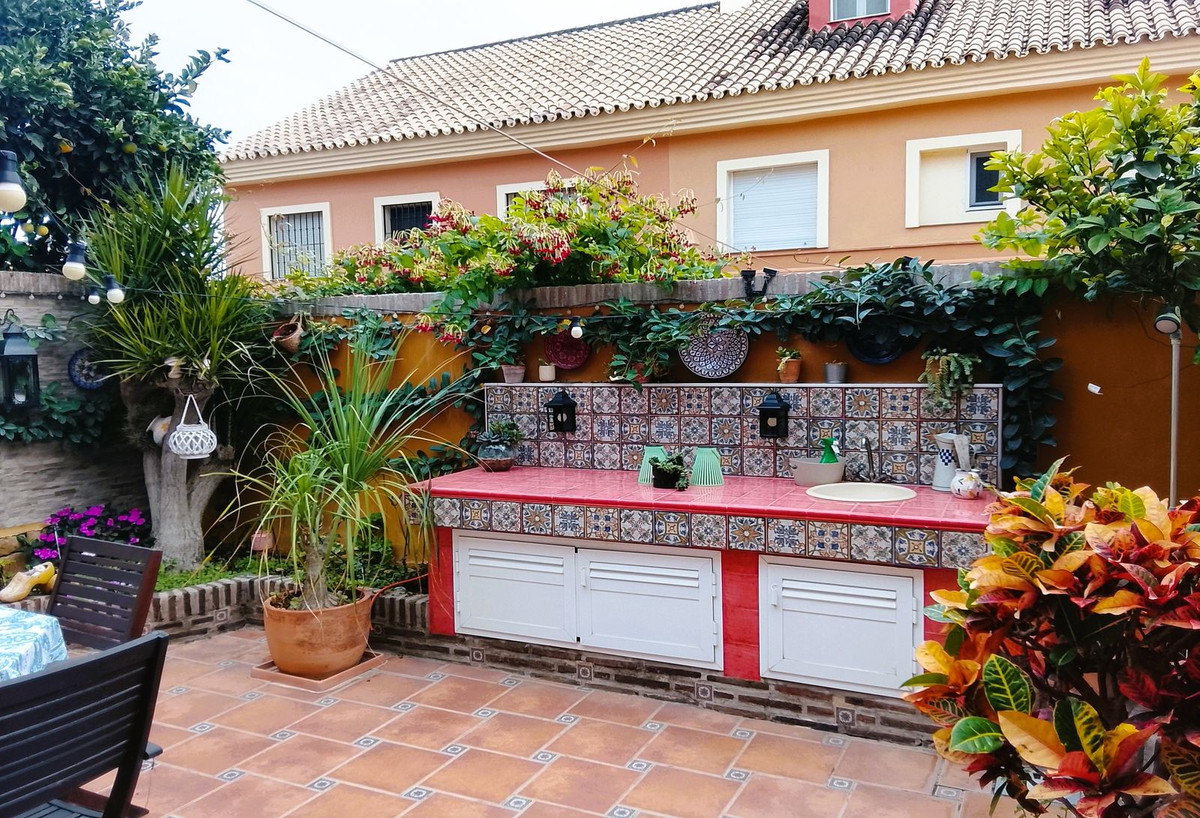 4 Bed Townhouse for sale in San Pedro De Alcántara Costa Del Sol, Málaga, Spain