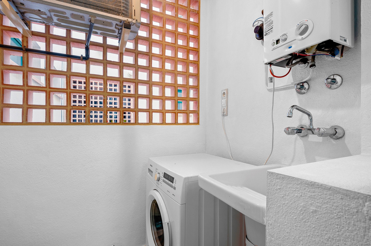 Se vende Apartamento Planta Media de 1 dormitorios en Costa Blanca, Alicante, España