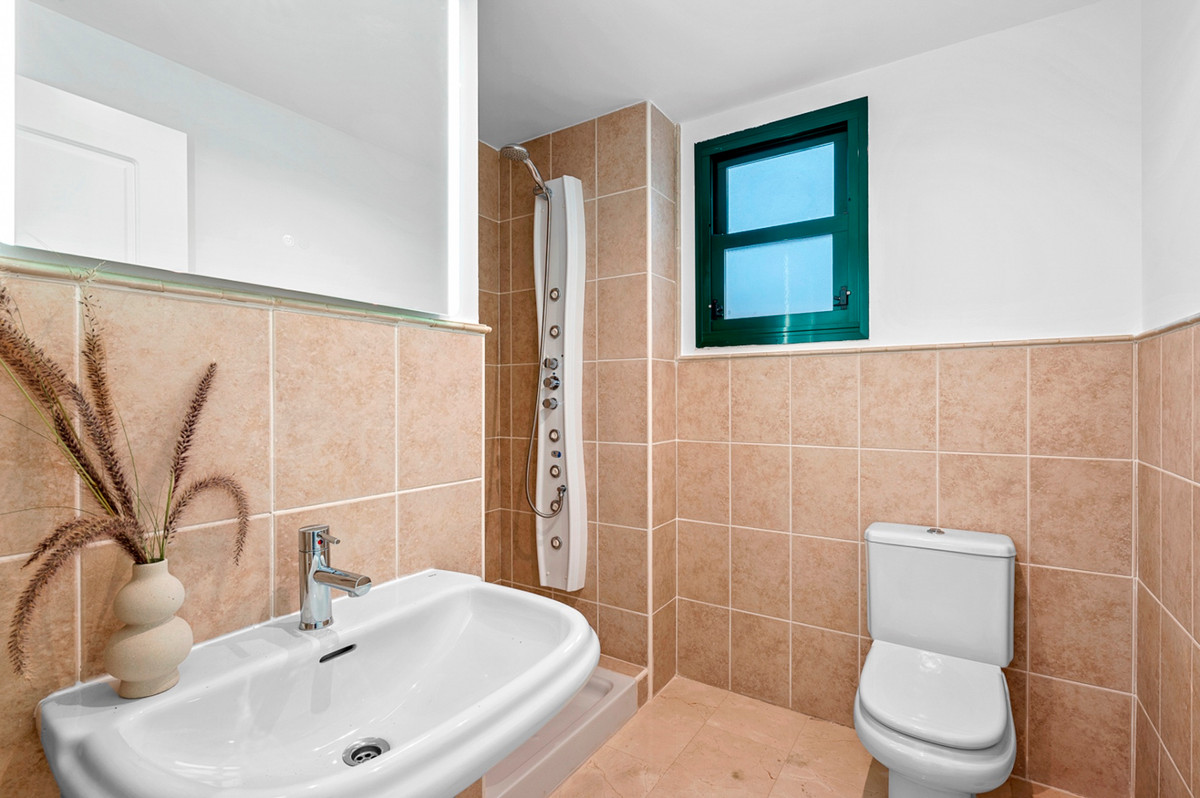 Se vende Apartamento Planta Media de 1 dormitorios en Costa Blanca, Alicante, España