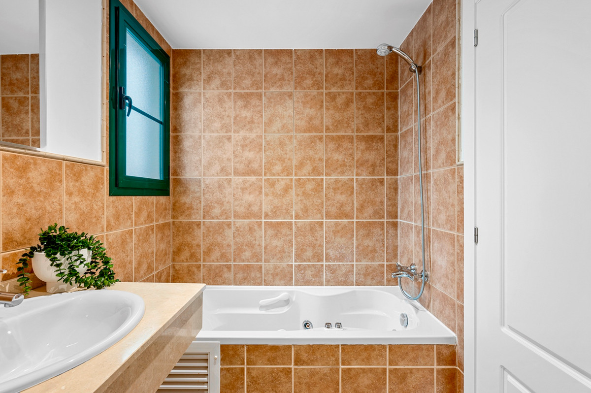 Se vende Apartamento Planta Media de 1 dormitorios en Costa Blanca, Alicante, España