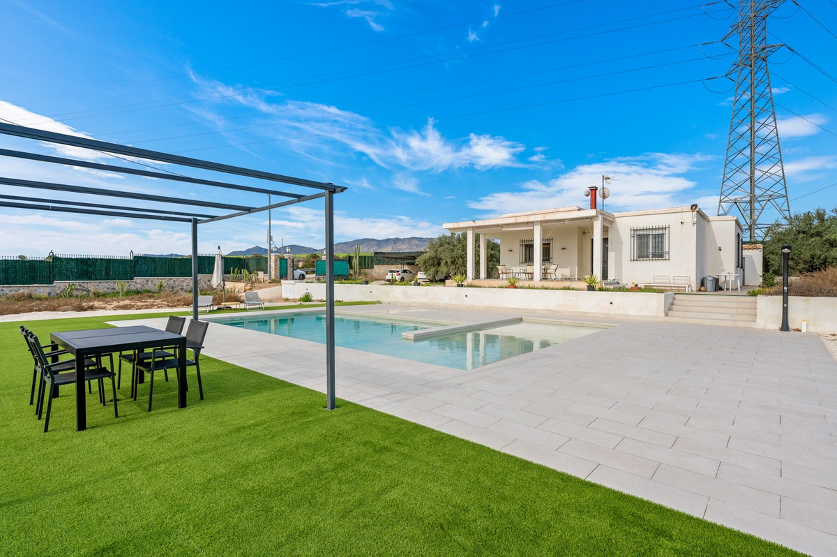 Se vende Adosada de 3 dormitorios en Costa Blanca, Alicante, España