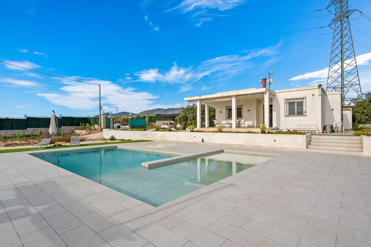 Se vende Adosada de 3 dormitorios en Costa Blanca, Alicante, España