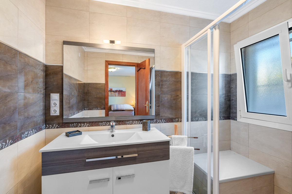 3 Bed Townhouse for sale in Rojales Costa Blanca, Alicante, Spain