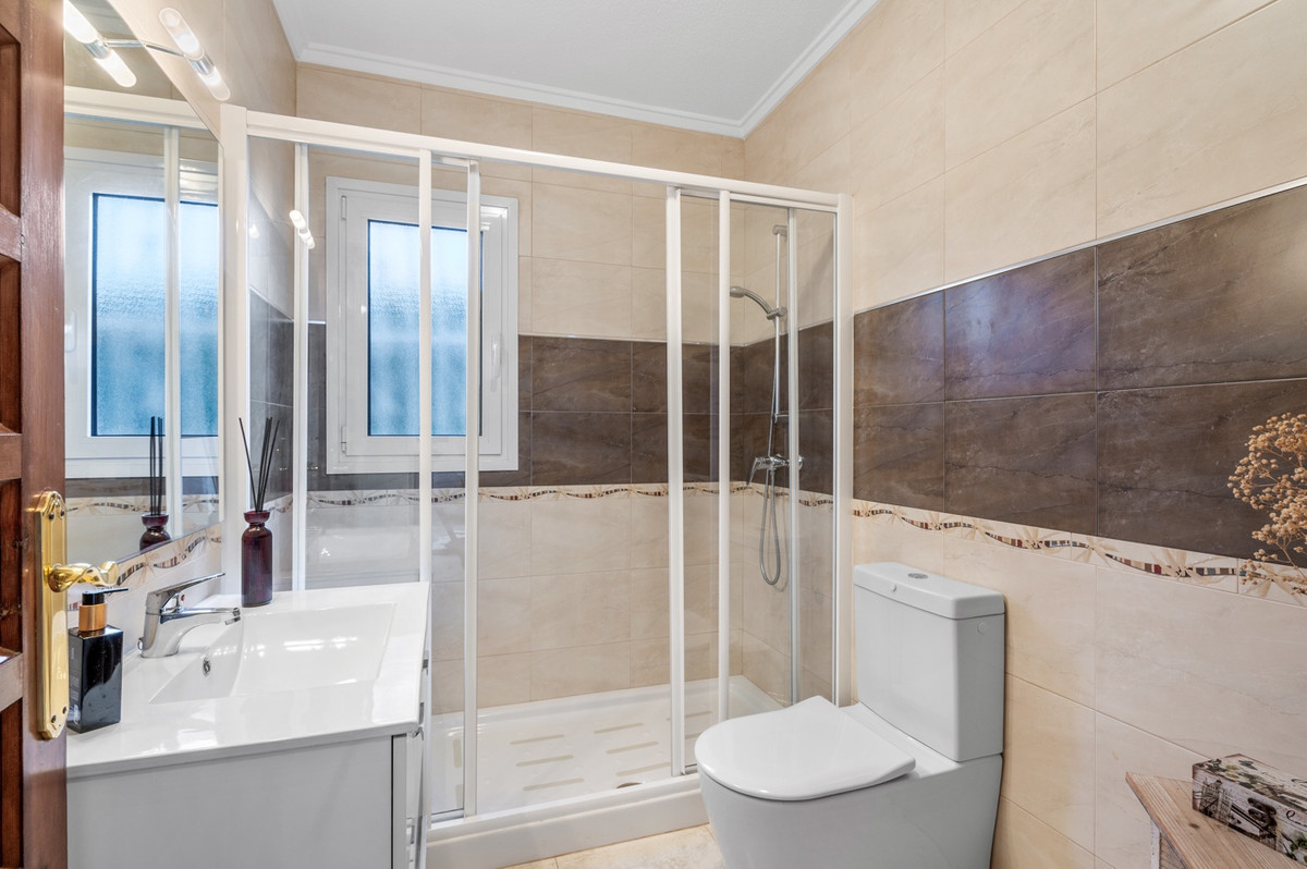 3 Bed Townhouse for sale in Rojales Costa Blanca, Alicante, Spain