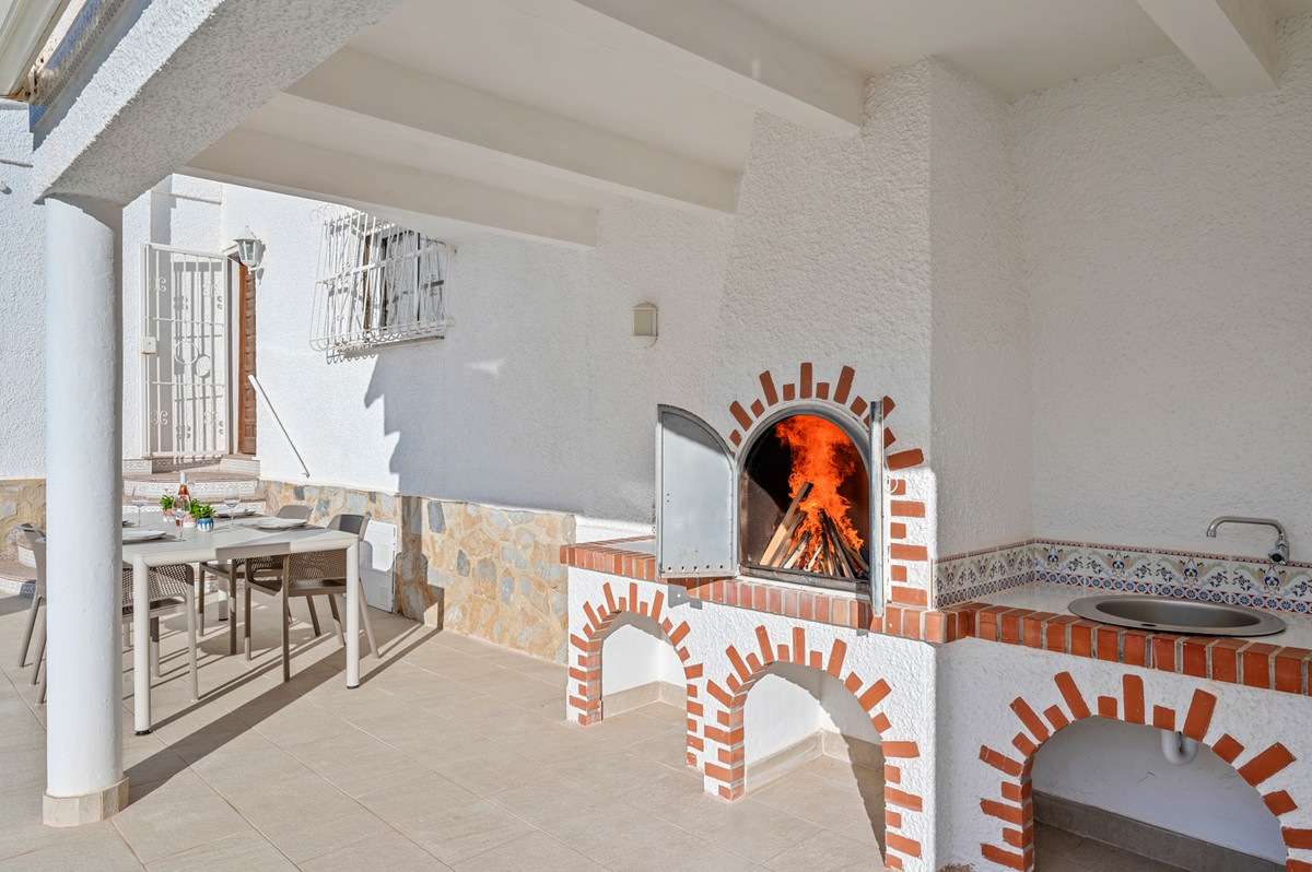 3 Bed Townhouse for sale in Rojales Costa Blanca, Alicante, Spain