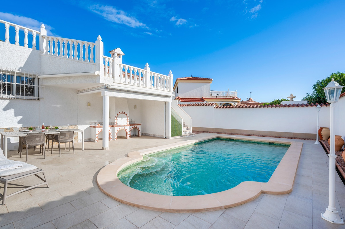 3 Bed Townhouse for sale in Rojales Costa Blanca, Alicante, Spain