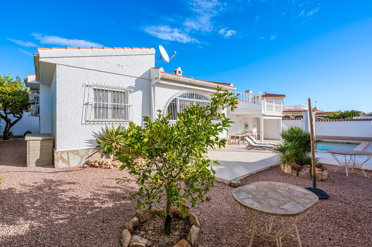 3 Bed Townhouse for sale in Rojales Costa Blanca, Alicante, Spain