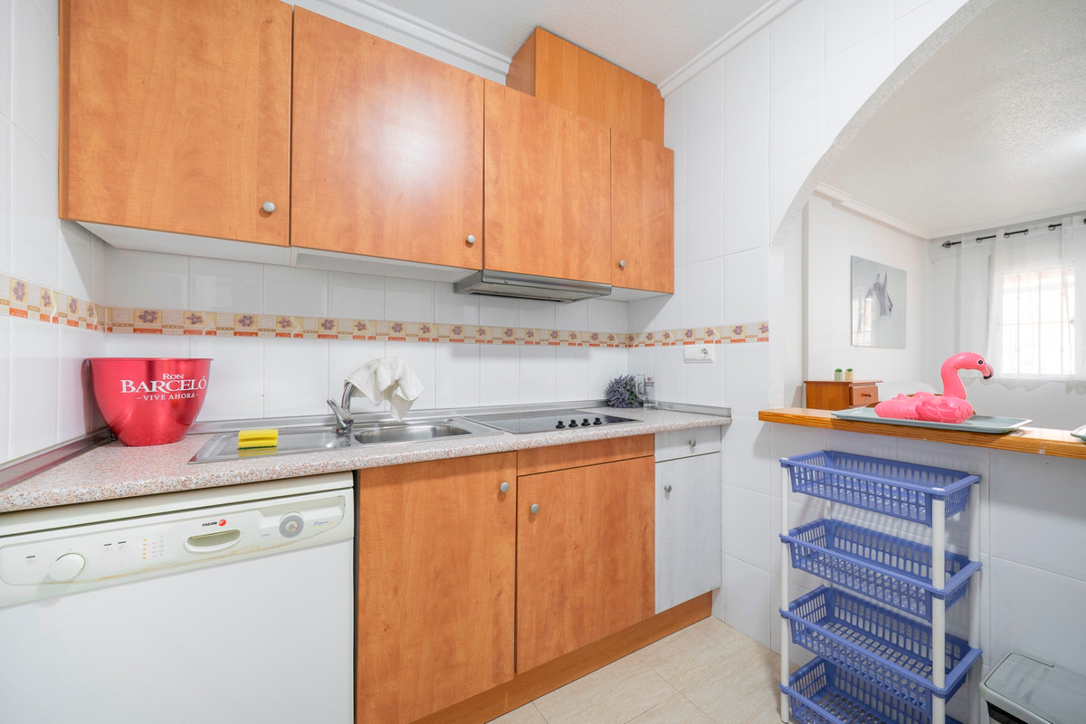 Se vende Adosada de 2 dormitorios en Costa Blanca, Alicante, España