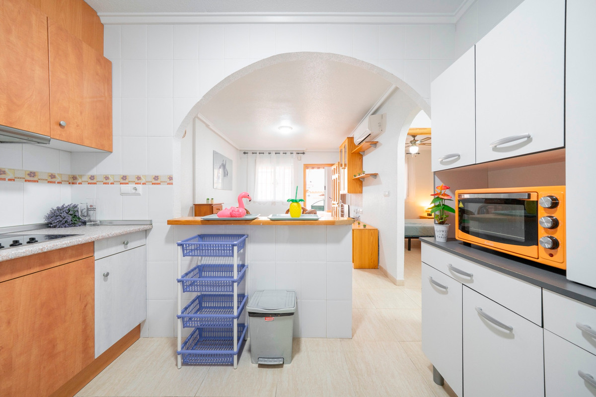 Se vende Adosada de 2 dormitorios en Costa Blanca, Alicante, España