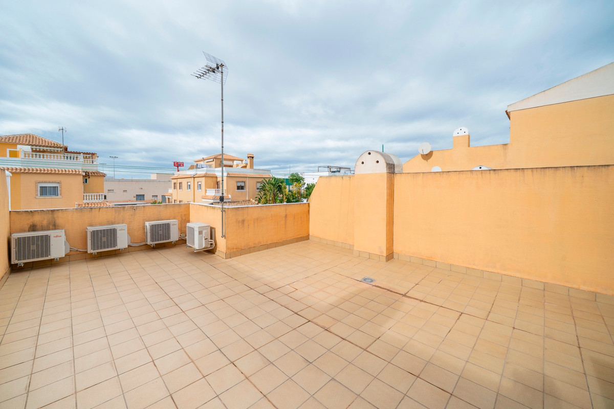 Se vende Adosada de 2 dormitorios en Costa Blanca, Alicante, España