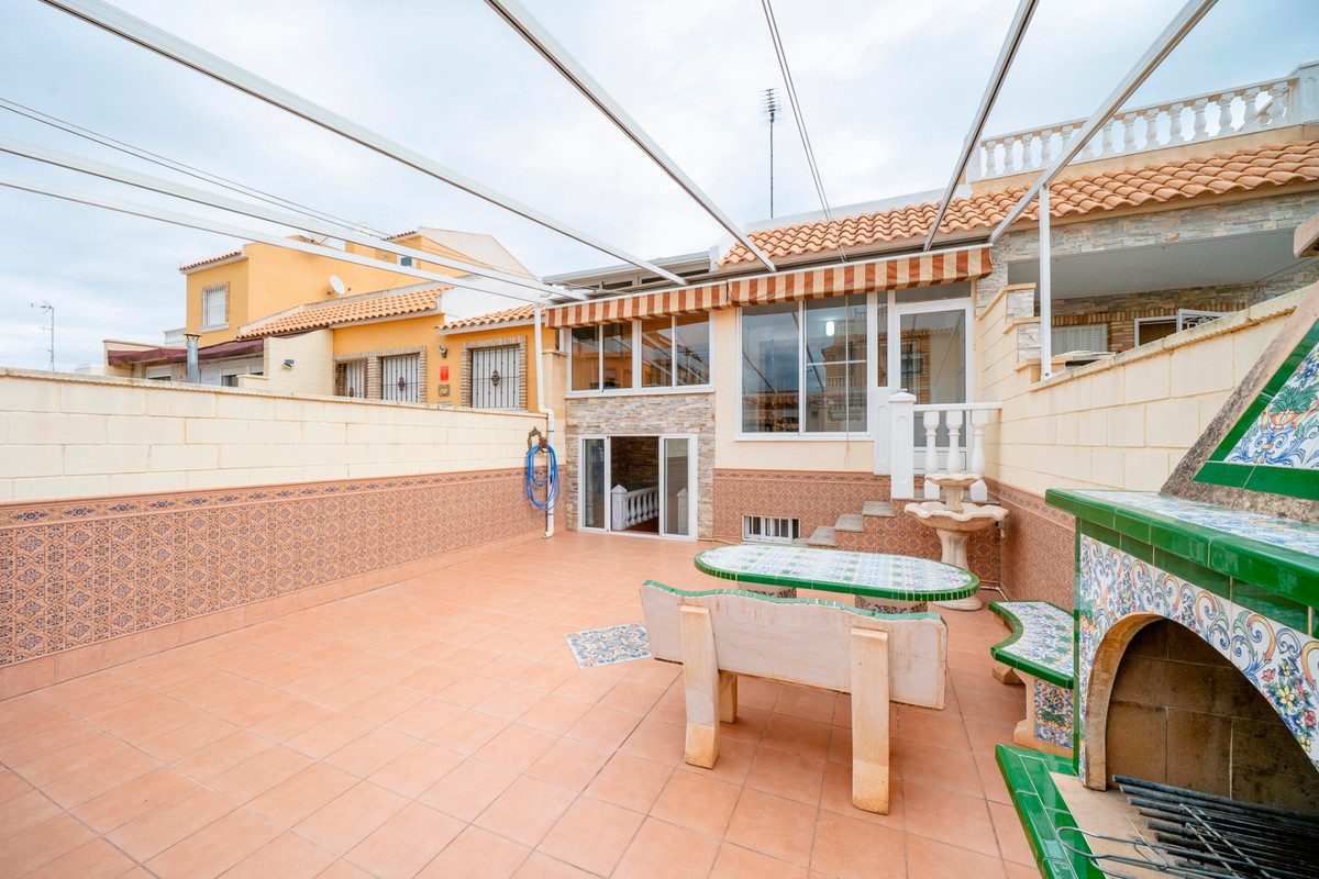 Se vende Adosada de 2 dormitorios en Costa Blanca, Alicante, España