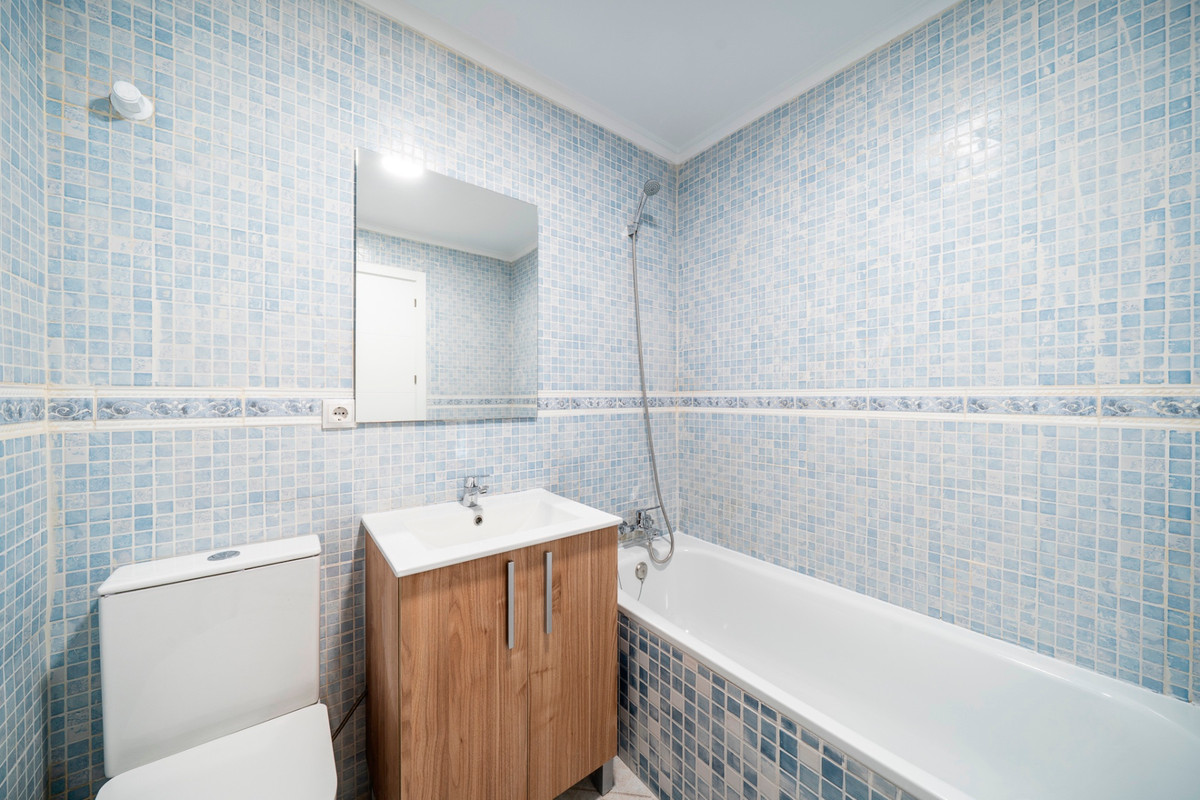 Se vende Bungalow de 2 dormitorios en Costa Blanca, Alicante, España