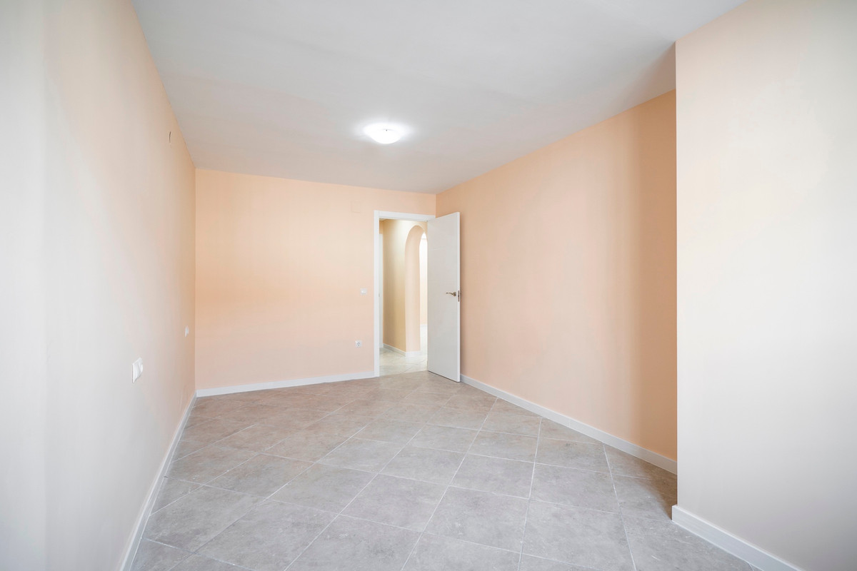 Se vende Bungalow de 2 dormitorios en Costa Blanca, Alicante, España