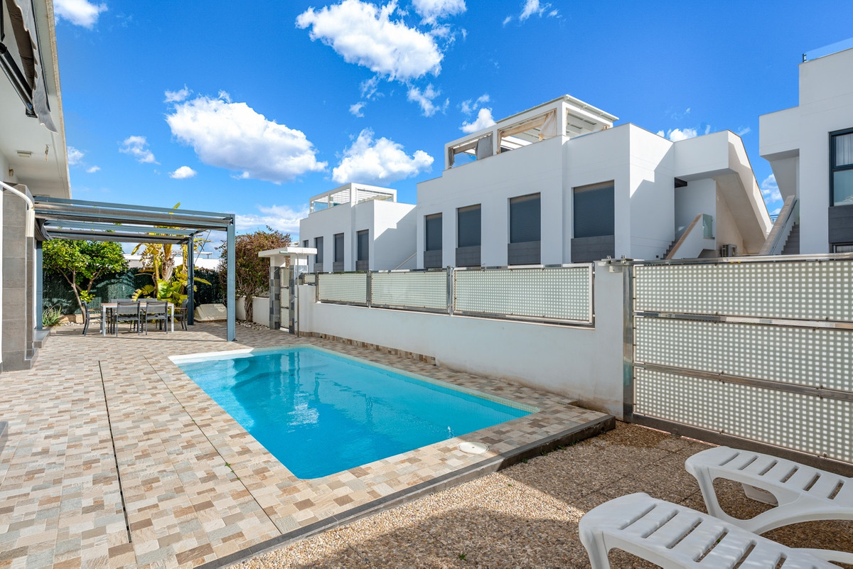 3 Bed Townhouse for sale in Ciudad Quesada Costa Blanca, Alicante, Spain