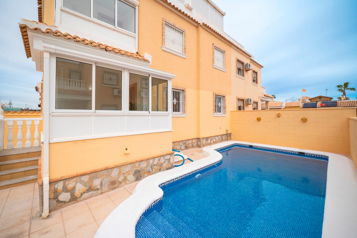Se vende Quad de 3 dormitorios en Costa Blanca, Alicante, España