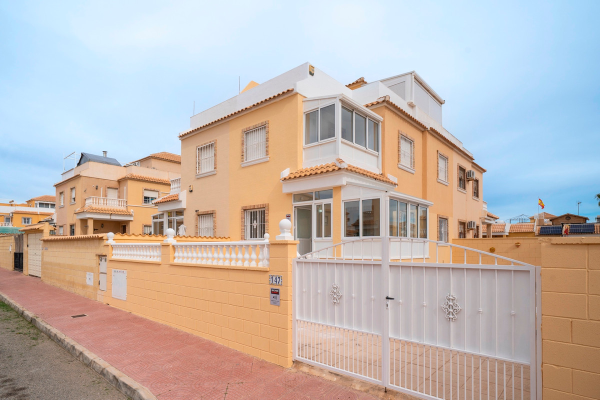 Se vende Quad de 3 dormitorios en Costa Blanca, Alicante, España