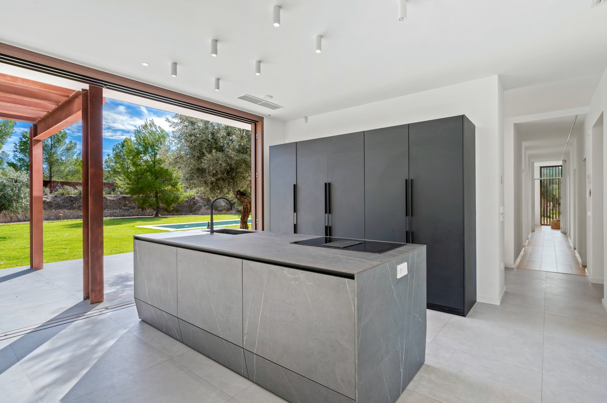 4 Bed Townhouse for sale in Finestrat Costa Blanca, Alicante, Spain