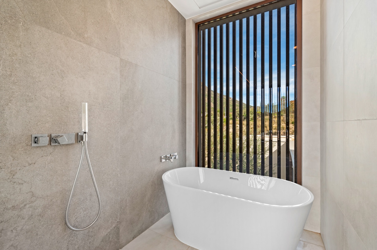 4 Bed Townhouse for sale in Finestrat Costa Blanca, Alicante, Spain