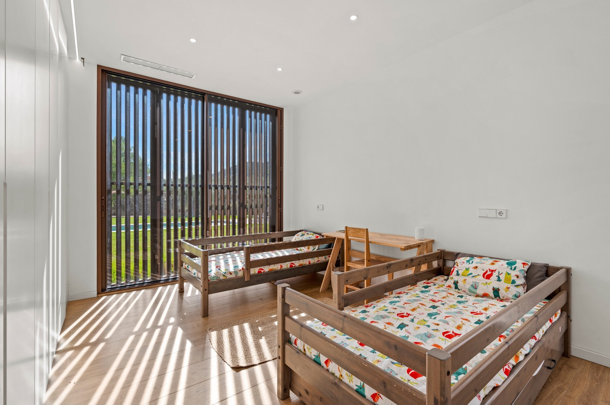 4 Bed Townhouse for sale in Finestrat Costa Blanca, Alicante, Spain