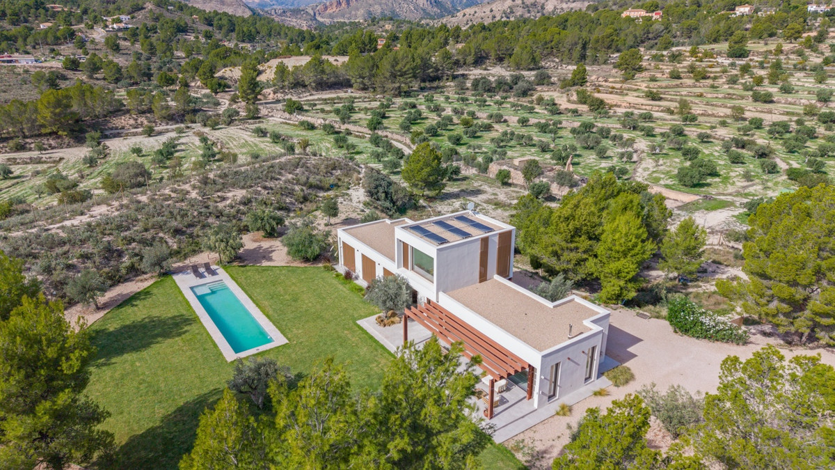 4 Bed Townhouse for sale in Finestrat Costa Blanca, Alicante, Spain