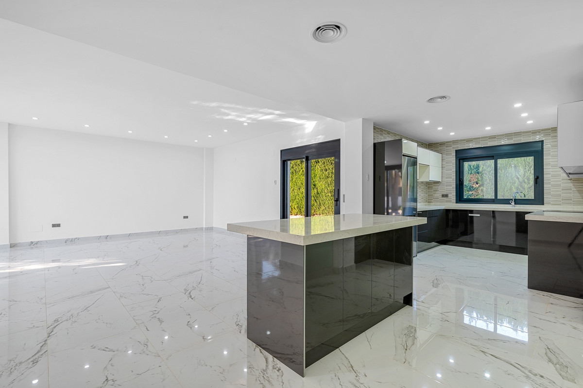4 Bed Townhouse for sale in Campoamor Costa Blanca, Alicante, Spain
