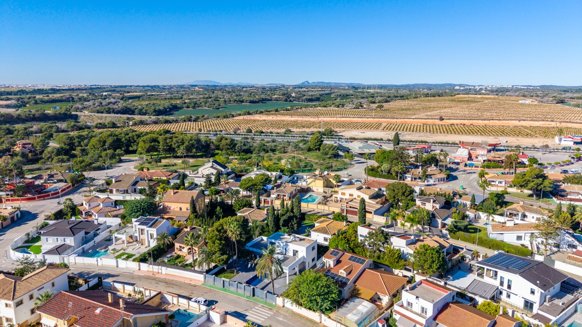4 Bed Townhouse for sale in Campoamor Costa Blanca, Alicante, Spain