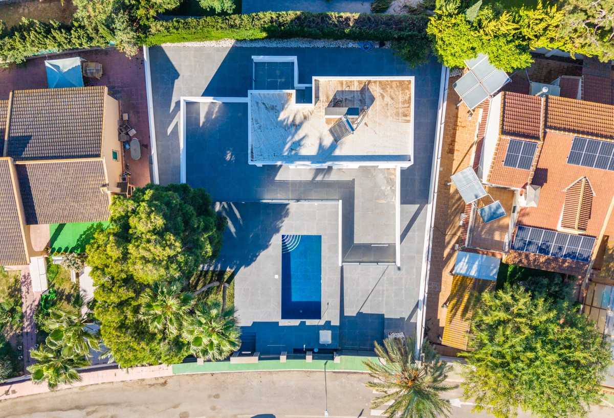 4 Bed Townhouse for sale in Campoamor Costa Blanca, Alicante, Spain