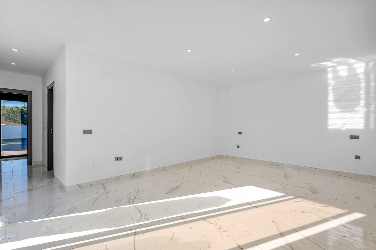 4 Bed Townhouse for sale in Campoamor Costa Blanca, Alicante, Spain
