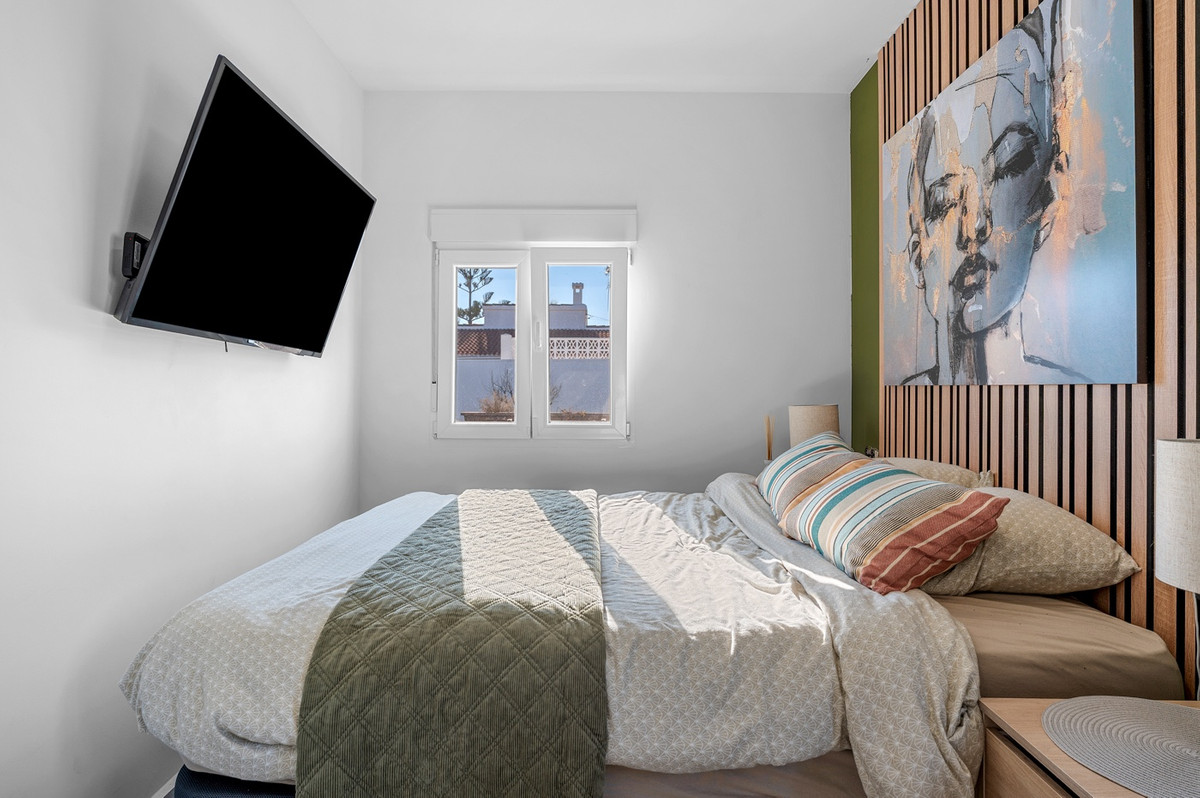 Se vende Villa - Chalet de 5 dormitorios en Costa Blanca, Alicante, España