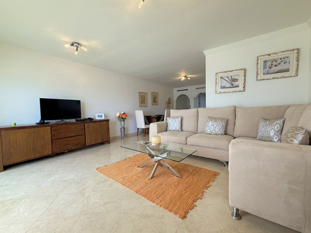 2 Bed Apartment for sale in Estepona Costa Del Sol, Málaga, Spain