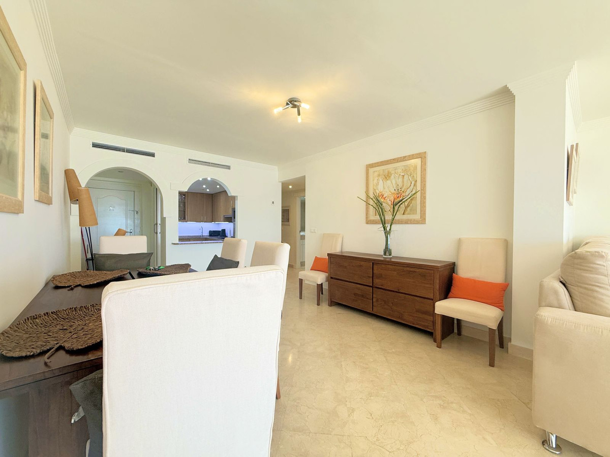 2 Bed Apartment for sale in Estepona Costa Del Sol, Málaga, Spain