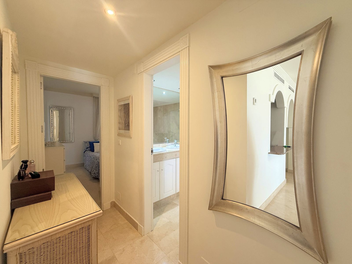 2 Bed Apartment for sale in Estepona Costa Del Sol, Málaga, Spain