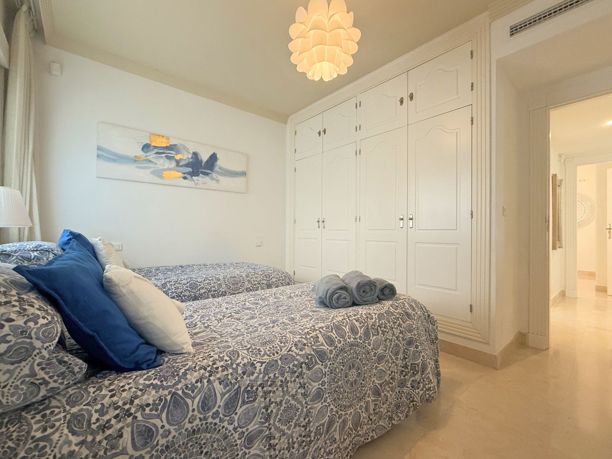 2 Bed Apartment for sale in Estepona Costa Del Sol, Málaga, Spain