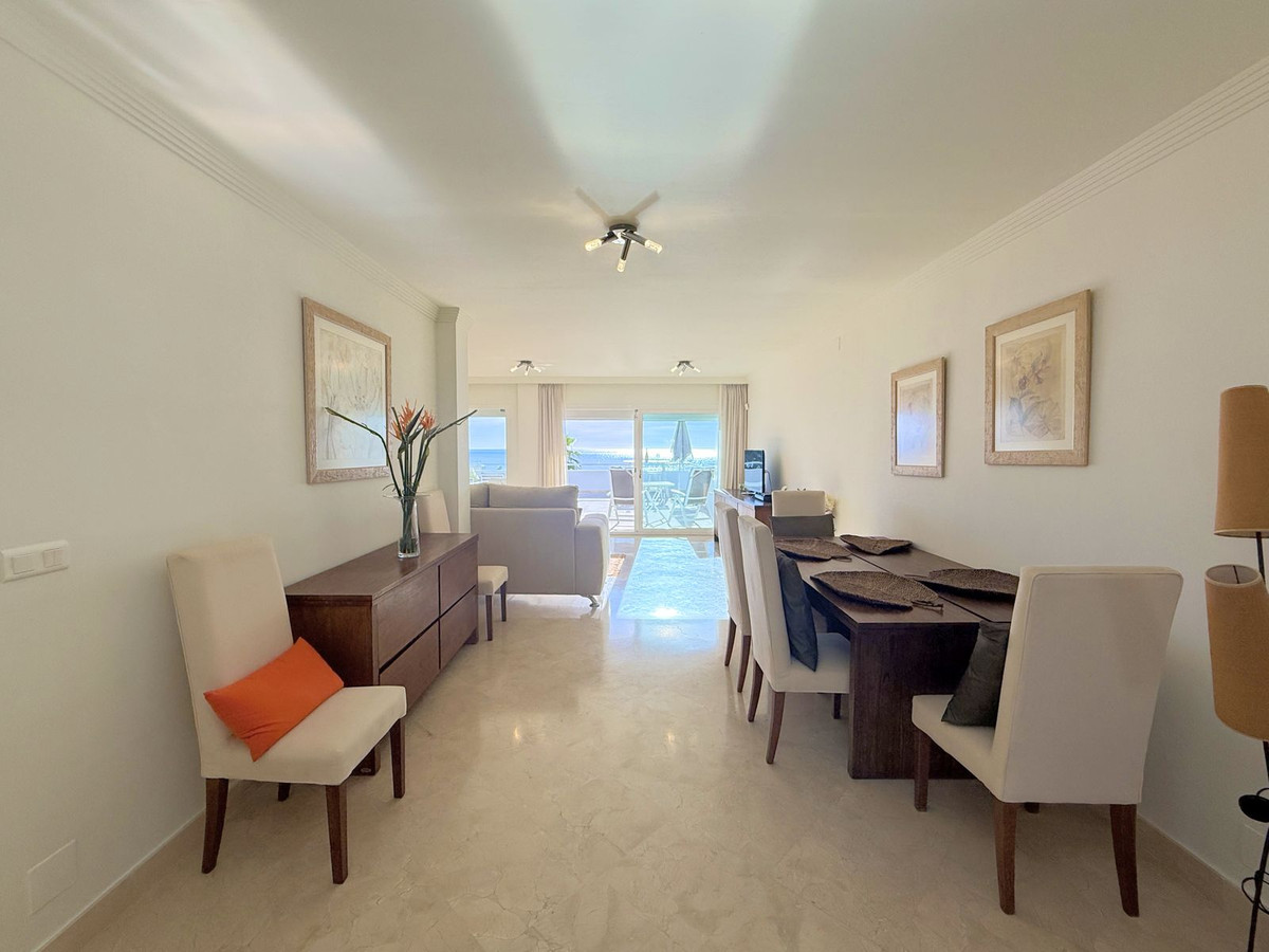 2 Bed Apartment for sale in Estepona Costa Del Sol, Málaga, Spain
