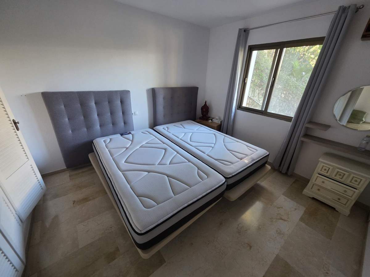 Se vende Villa - Chalet de 5 dormitorios en Costa Del Sol, Málaga, España