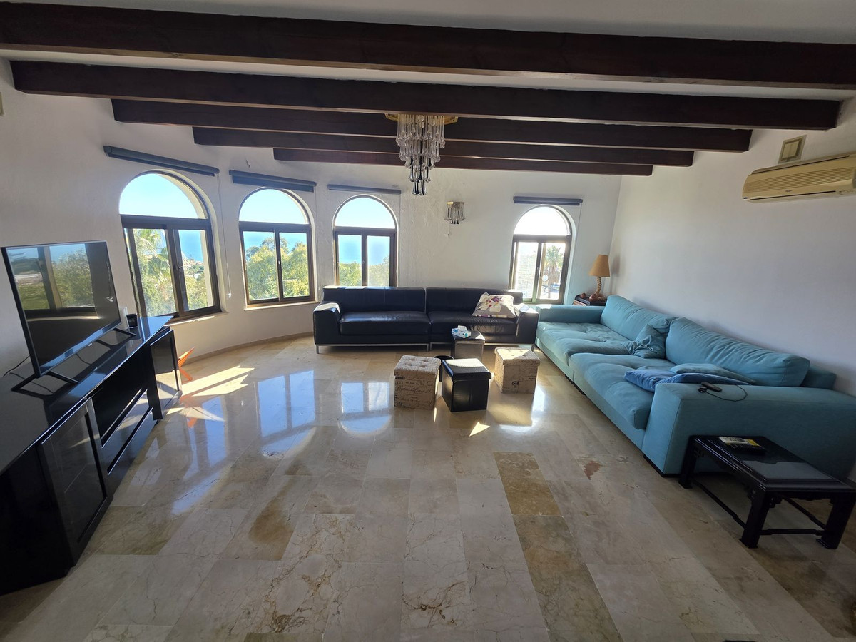 Se vende Villa - Chalet de 5 dormitorios en Costa Del Sol, Málaga, España