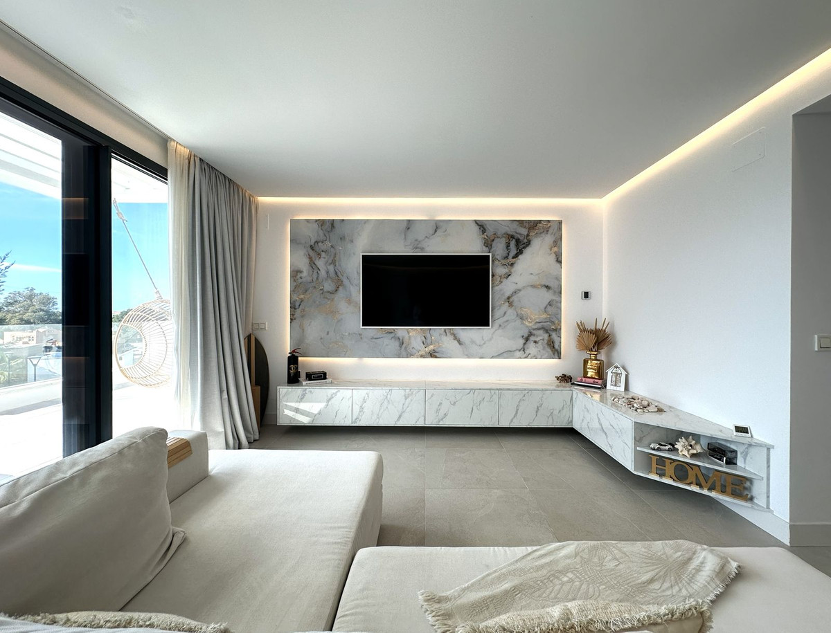 2 Bed Apartment for sale in Cabopino Costa Del Sol, Málaga, Spain