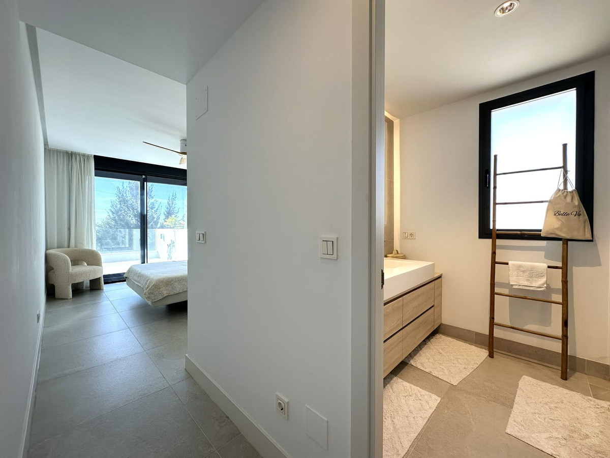 2 Bed Apartment for sale in Cabopino Costa Del Sol, Málaga, Spain