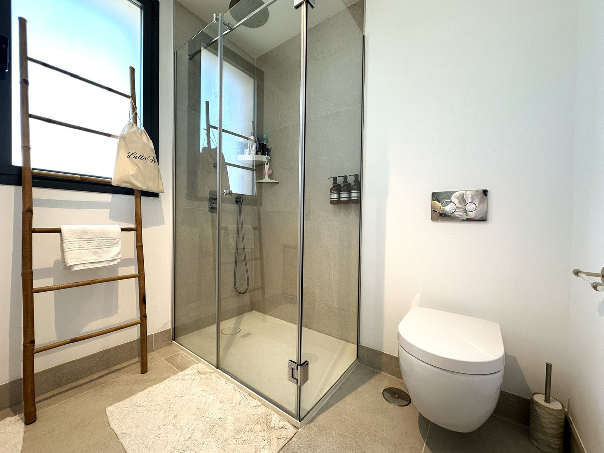 2 Bed Apartment for sale in Cabopino Costa Del Sol, Málaga, Spain